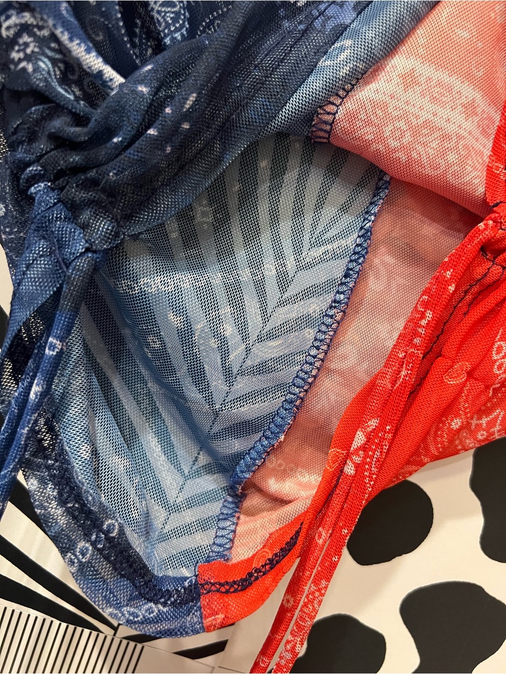 Mesh Split Color Top ❤️ - Picture 4 of 6